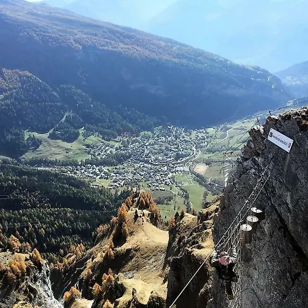 Laerchenwald 1804 * لوكباد