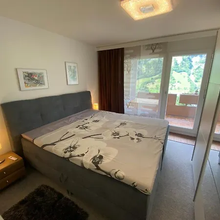 Laerchenwald 1804 * ロイカーバード